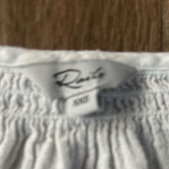 Rails Mariah Blouse Peasant Top Sz XXS-S White Embroidered Daisies Linen NWOT - Picture 7 of 8